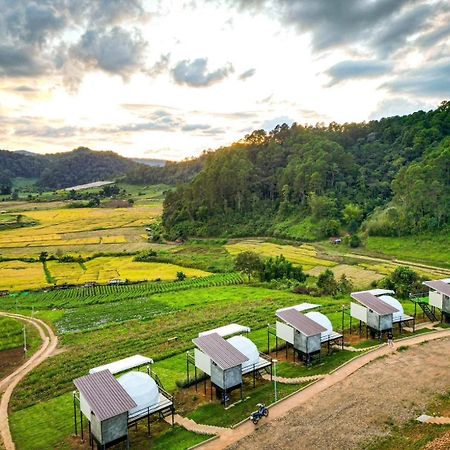 สวนไร่รุ่งอรุณ Suan Rai Rungarun Hotel Ban Na Pa Paek Exterior foto